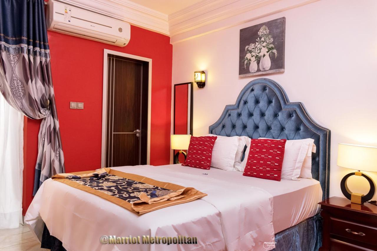 Marriot Metropolitan Hotel Douala Exterior photo